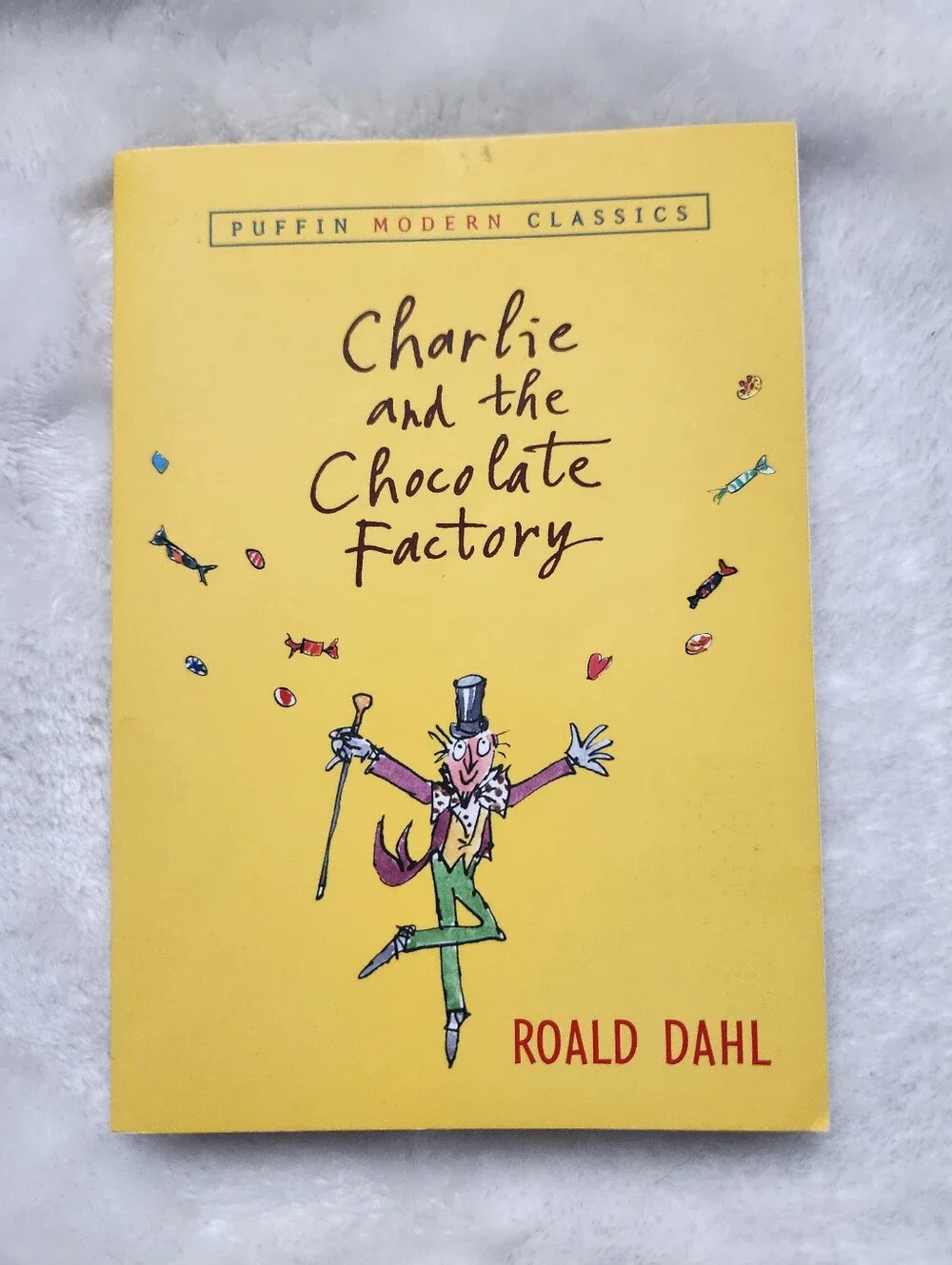 Charlie and the Chocolate Factory Roald Dahl Puffin Modern Classics Paperback